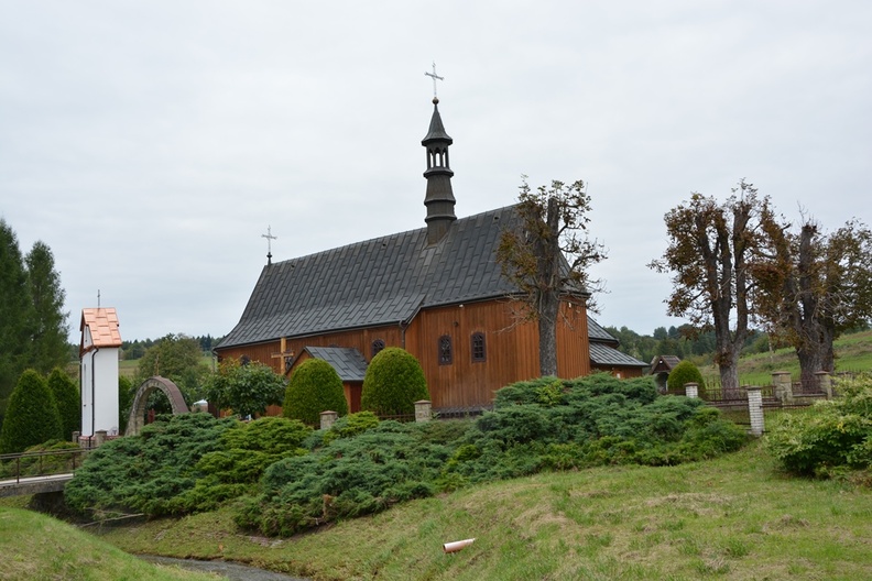 13. Polna - kościół p.w. św. Andrzeja Apostoła.JPG